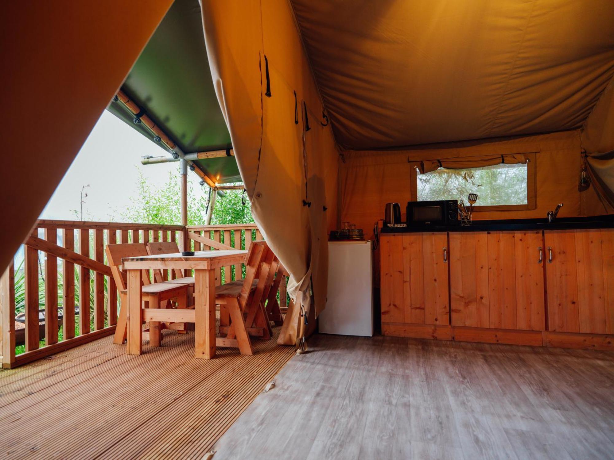 Sunset Retreats Safari Tent Ombersley Екстер'єр фото